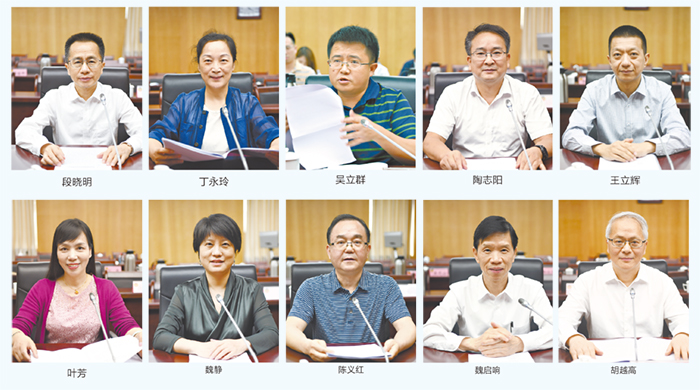 多位市政協(xié)委員分別從不同層面提出意見和建議 多位市政協(xié)委員分別從不同層面提出意見和建議