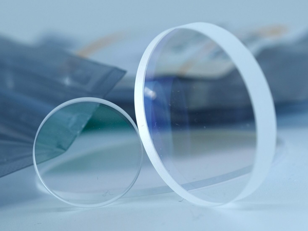 光纖激光保護(hù)鏡