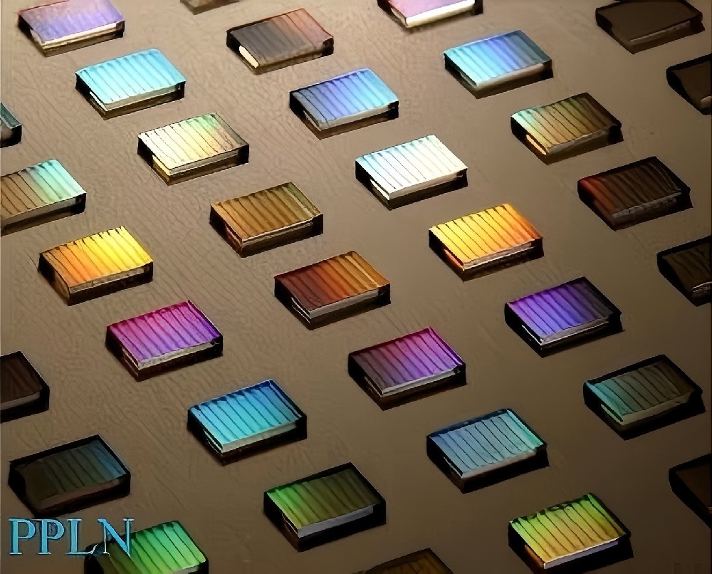 主被動雙調(diào)Q內(nèi)腔MgO∶PPLN中紅外光參量振蕩器